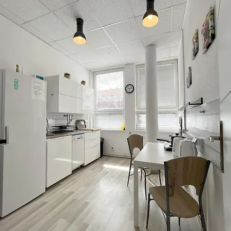 Keja Ii - Pokoje W Centrum Gdyni Aparthotel *